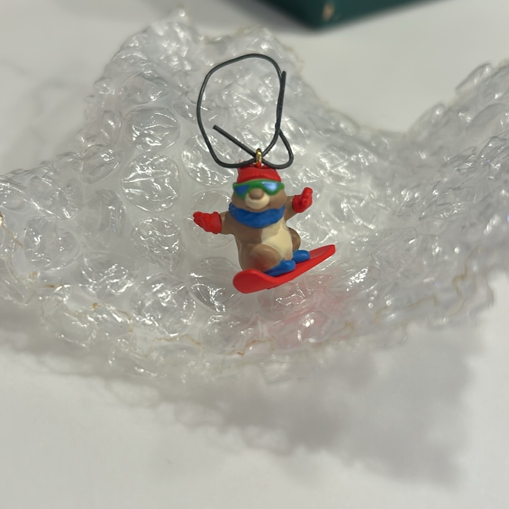 Hallmark miniature ornaments - Picture 2 of 4